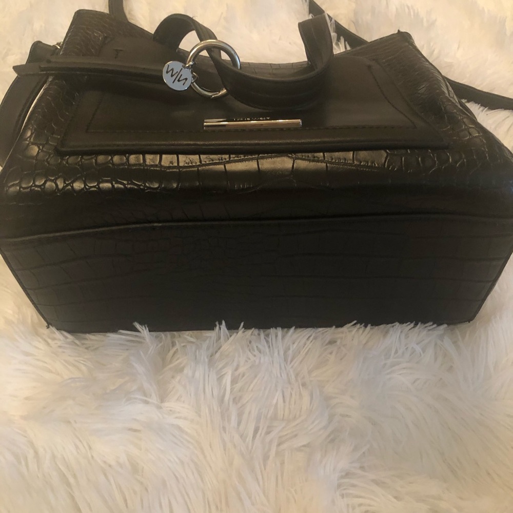 Elegant and beautiful black Nine West bag. - Picture 3 of 6